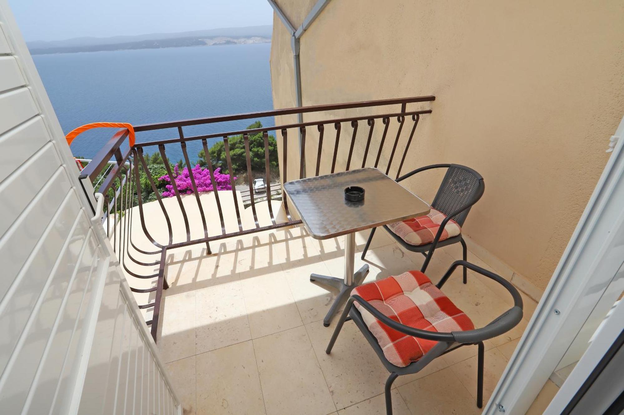 Apartments Edita & Robert ล็อควา โรโกซนิตซา ภายนอก รูปภาพ
