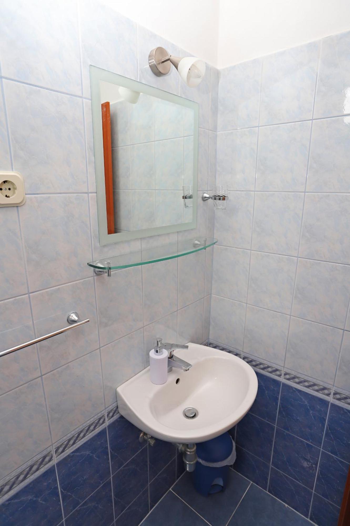 Apartments Edita & Robert ล็อควา โรโกซนิตซา ภายนอก รูปภาพ